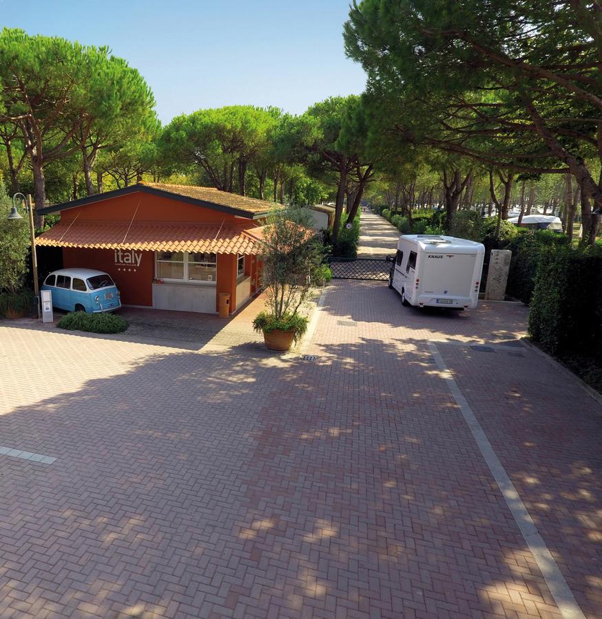 קוואלינו-טראפורטי Italy Camping Village מראה חיצוני תמונה